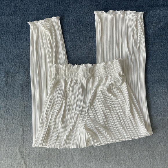 NWT Urban Outfitters White Out From Under Plisse Pants - Picture 3 of 5